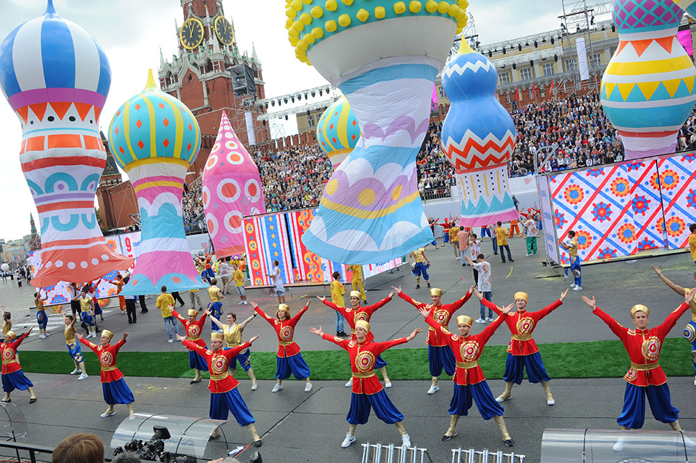 Картинки в городе праздник