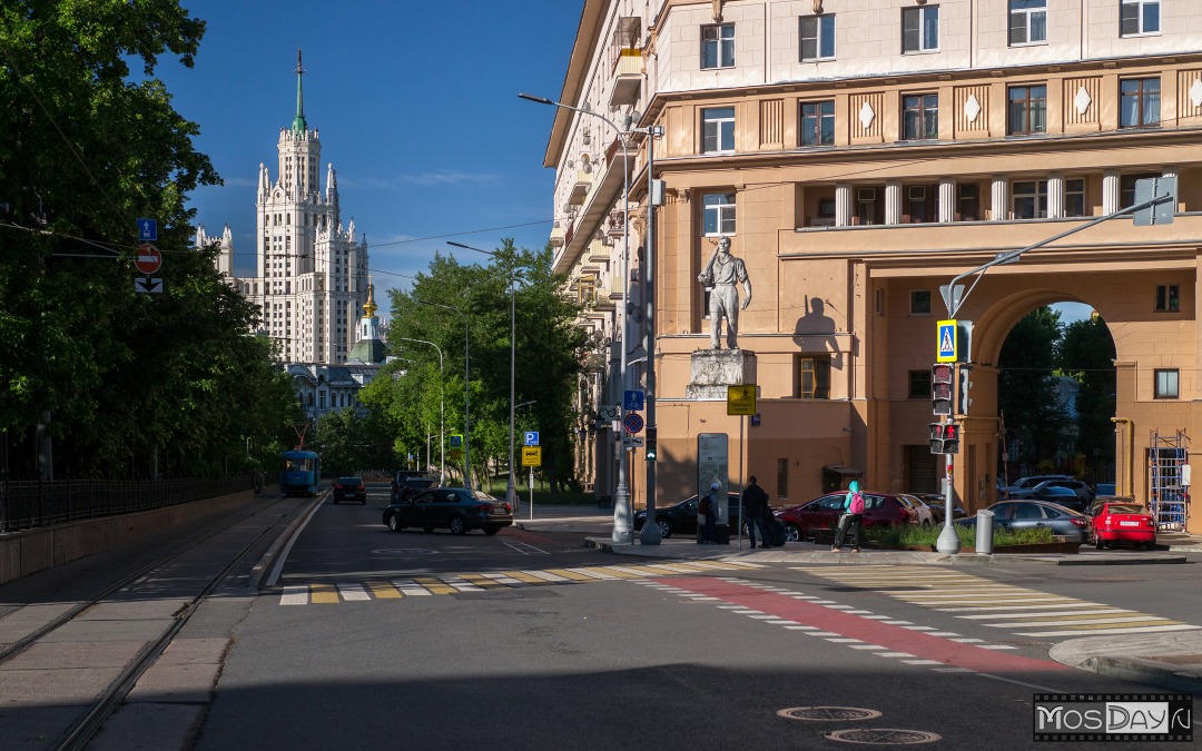 Яузский бул 12 москва